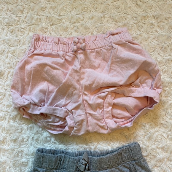 Bundle of Gap/Old Navy shorts - Picture 6 of 7